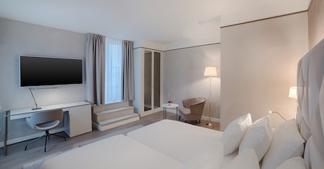 Room Camera Superior